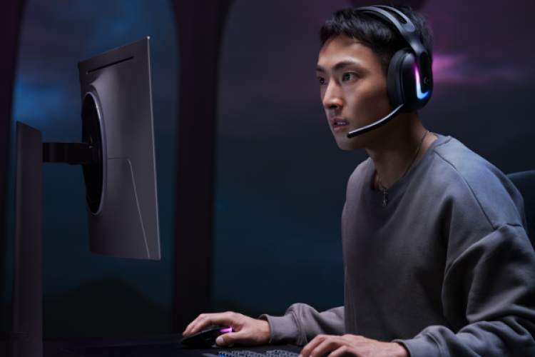 Підіймай свій геймплей на новий рівень з гарнітурою Logitech G522