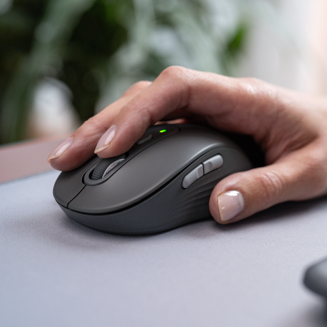 SIGNATURE SLIM MK950