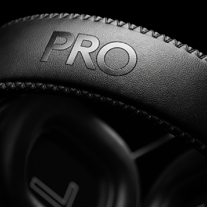 PRO X 2 LIGHTSPEED + STAND